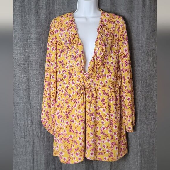 EXPRESS x Rocky Barnes Floral Romper - Picture 1 of 13